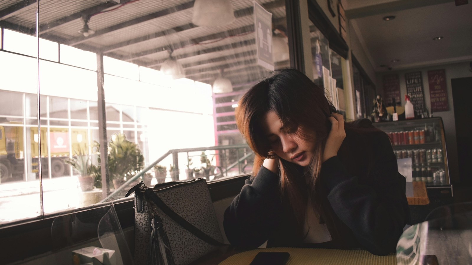 Anxiety sa Filipino: Ano ang Ibig Sabihin at Paano Haharapin